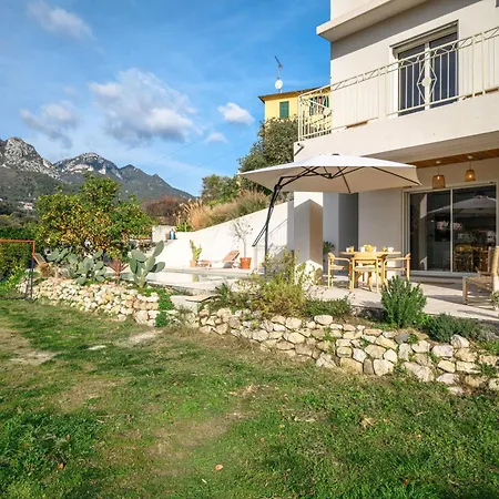 Villa La Des Sources - Piscine - Climatisation