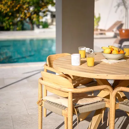 La Des Sources - Piscine - Climatisation *