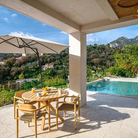 Villa La Des Sources - Piscine - Clim - Terrasse *