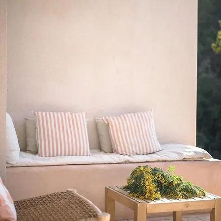 La Des Sources Piscine Clim Terrasse *