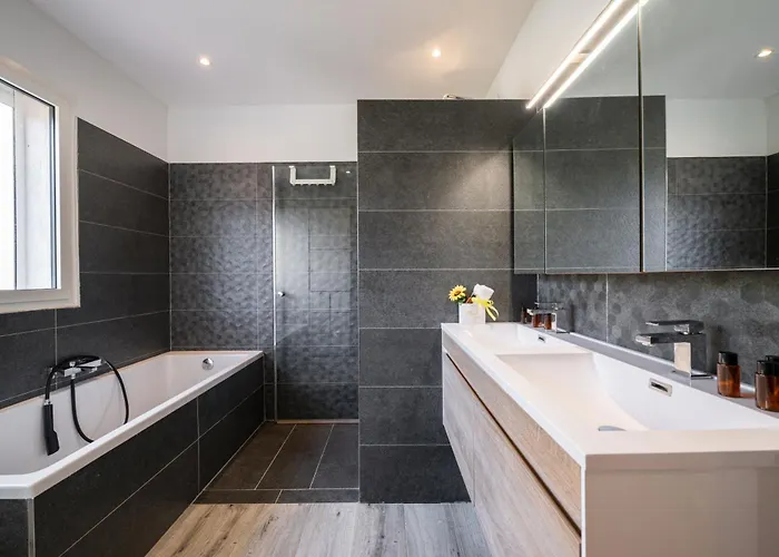 빌라 La Des Sources - Piscine - Climatisation 멍똥