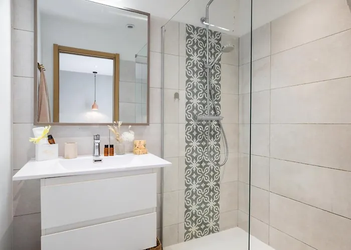 La Des Sources - Piscine - Clim - Terrasse * מנטון