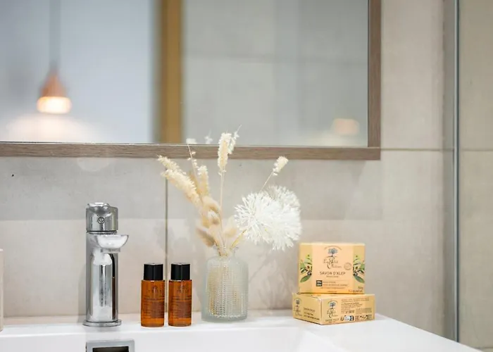 וילה La Des Sources - Piscine - Clim - Terrasse *