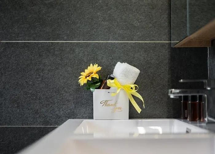 La Des Sources - Piscine - Clim - Terrasse Menton