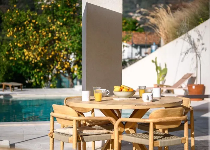 Villa La Des Sources - Piscine - Climatisation *