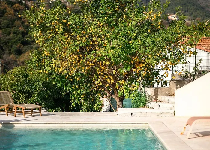 La Des Sources - Piscine - Clim - Terrasse * מנטון