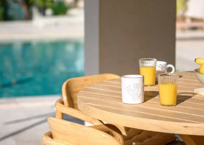 La Des Sources - Piscine - Clim - Terrasse *